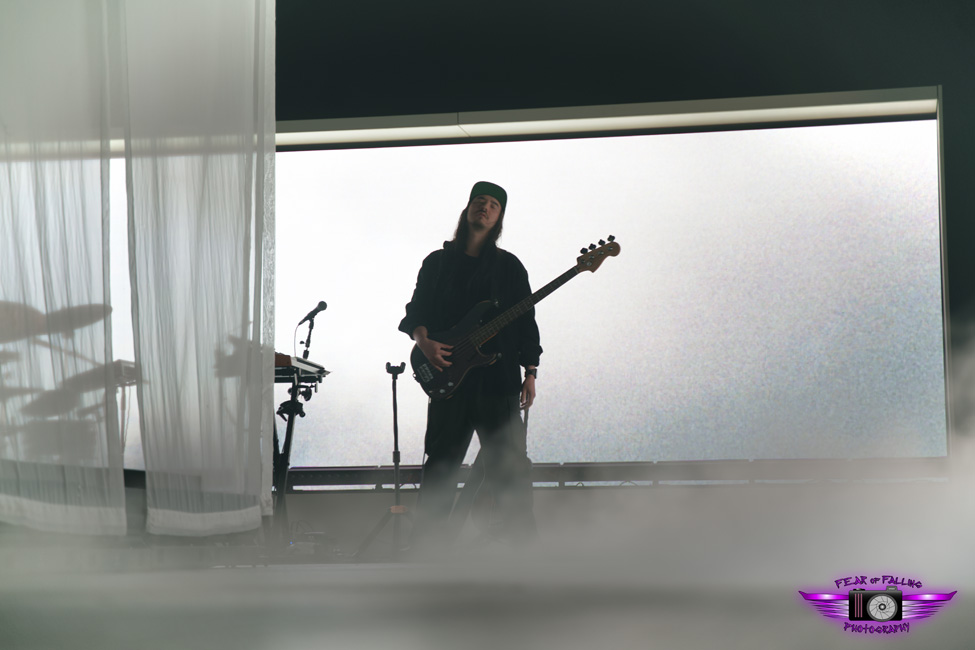 Daniel Caesar, Moda Center, photo by Joshua Hathaway