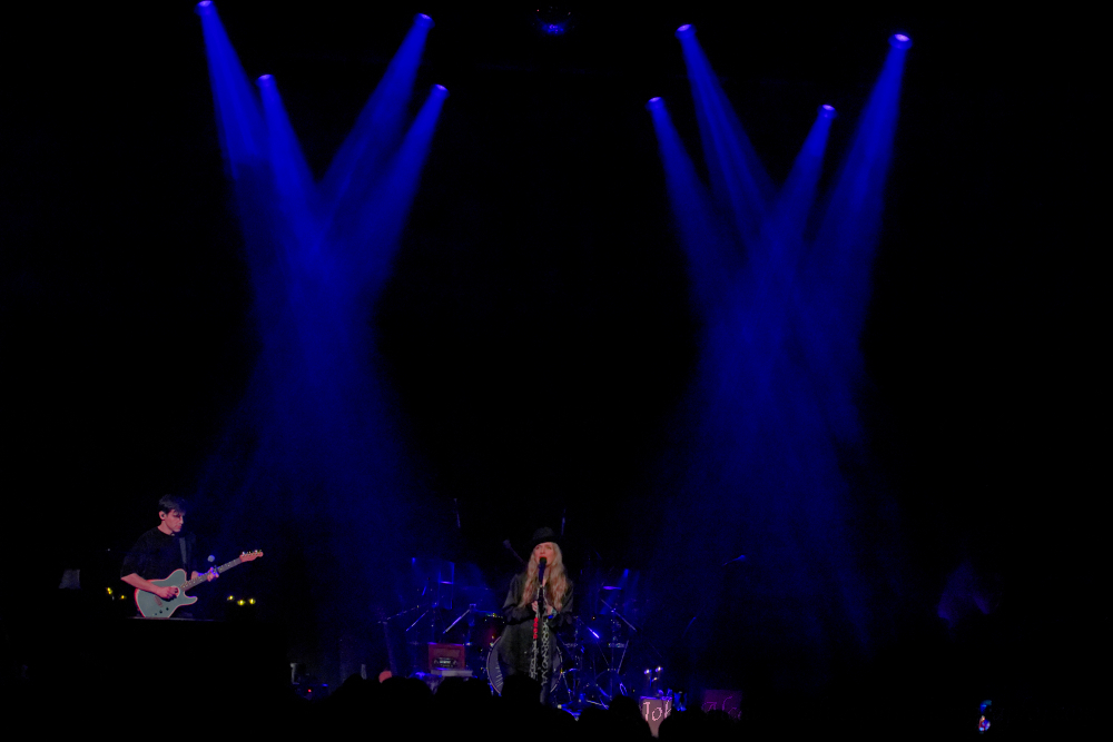 ZZ Ward, Revolution Hall, photo by John Alcala