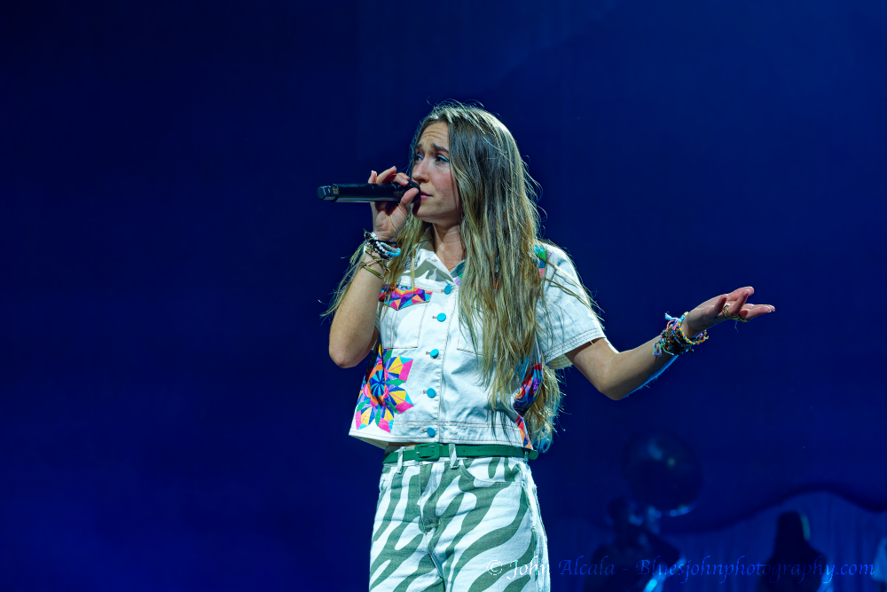Lauren Daigle, Moda Center, photo by John Alcala