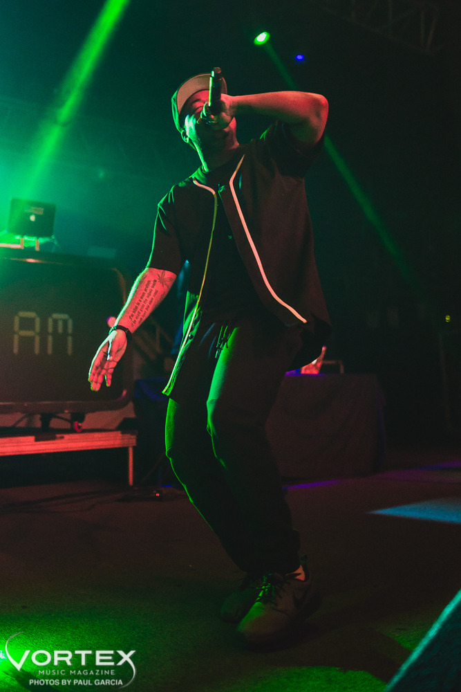 Domo, Roseland Theater, photo by Paul Garcia