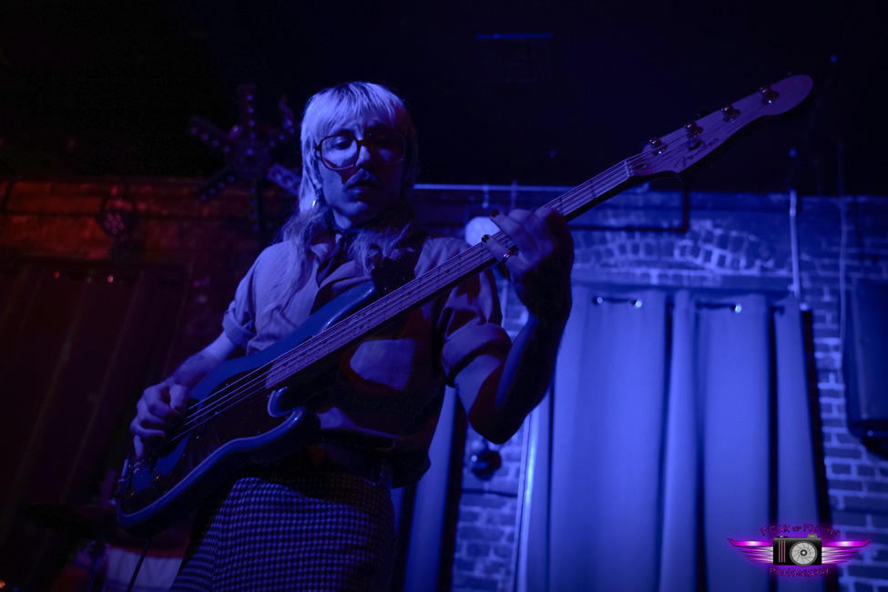 Club Deluxe, The Swan Dive, photo by Joshua Hathaway