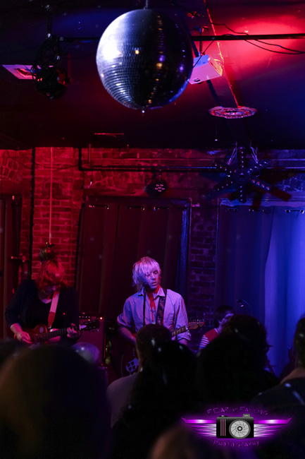 Club Deluxe, The Swan Dive, photo by Joshua Hathaway