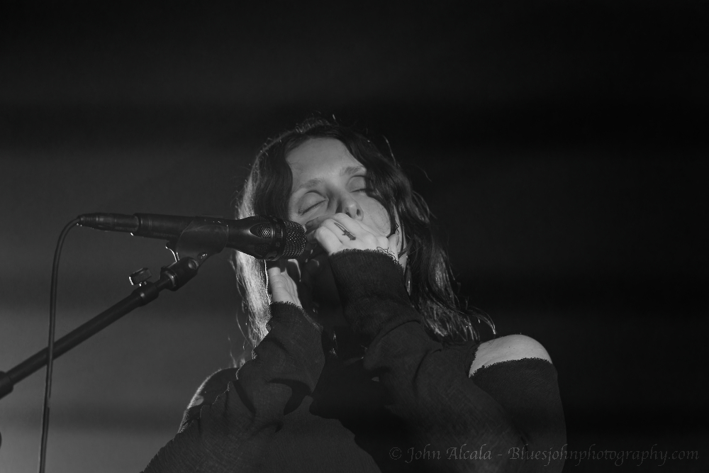 Chelsea Wolfe, Roseland Theater, photo by John Alcala