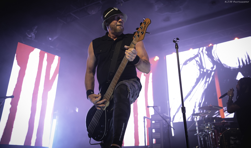 Sevendust, Roseland Theater, photo by Kevin Pettigrew