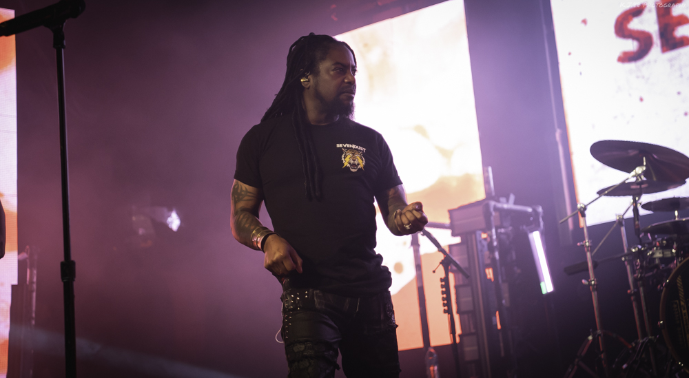 Sevendust, Roseland Theater, photo by Kevin Pettigrew