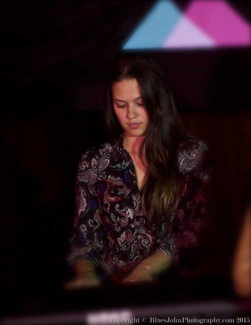 Liz Vice, Mission Theater, photo by John Alcala