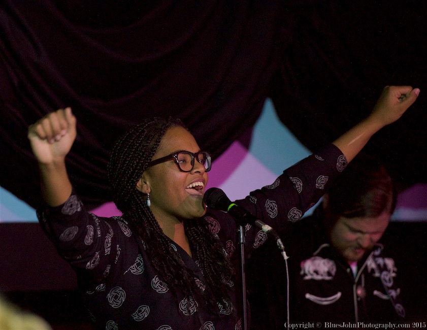 Liz Vice, Mission Theater, photo by John Alcala