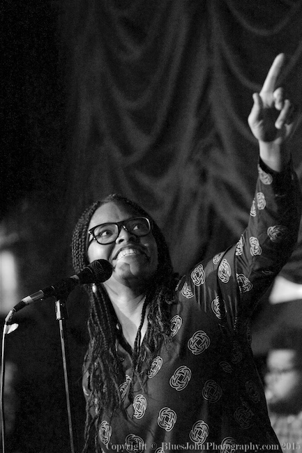 Liz Vice, Mission Theater, photo by John Alcala