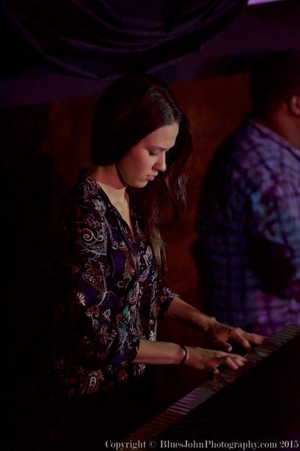 Liz Vice, Mission Theater, photo by John Alcala