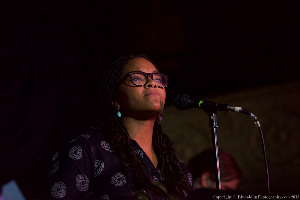 Liz Vice, Mission Theater, photo by John Alcala