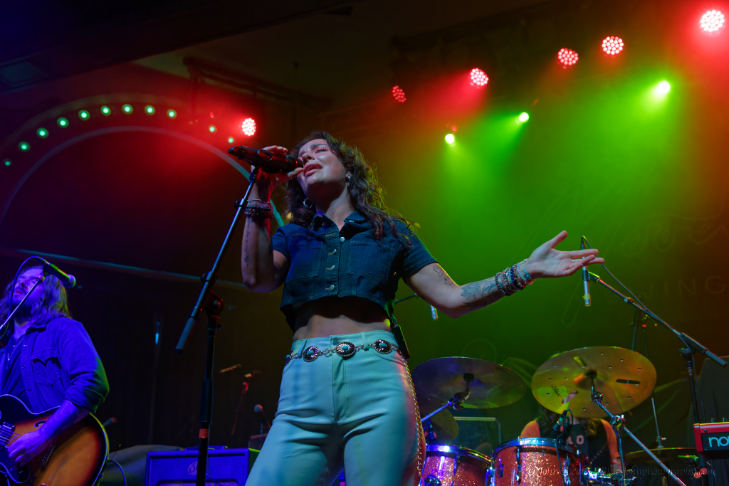 JJ Wilde, Crystal Ballroom, photo by John Alcala