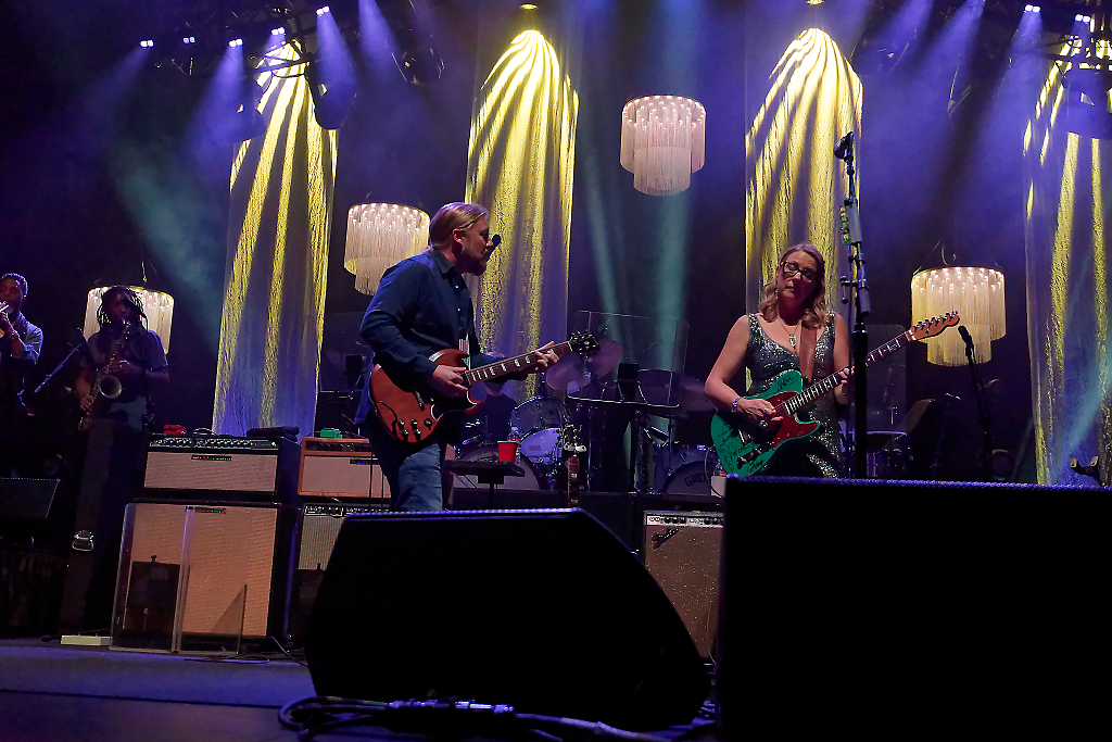 Tedeschi Trucks Band, Keller Auditorium, photo by John Alcala
