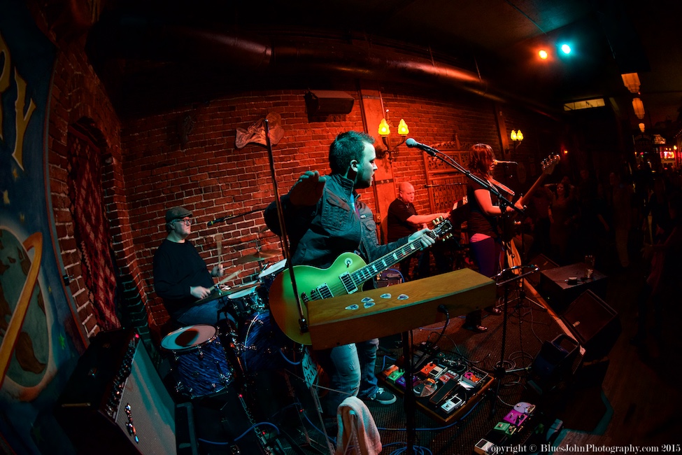 Danielle Nicole, White Eagle Saloon, photo by John Alcala