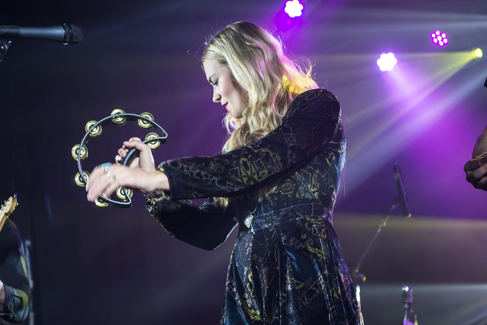 Haley Johnsen, Star Theater, photo by Miss Ellanea