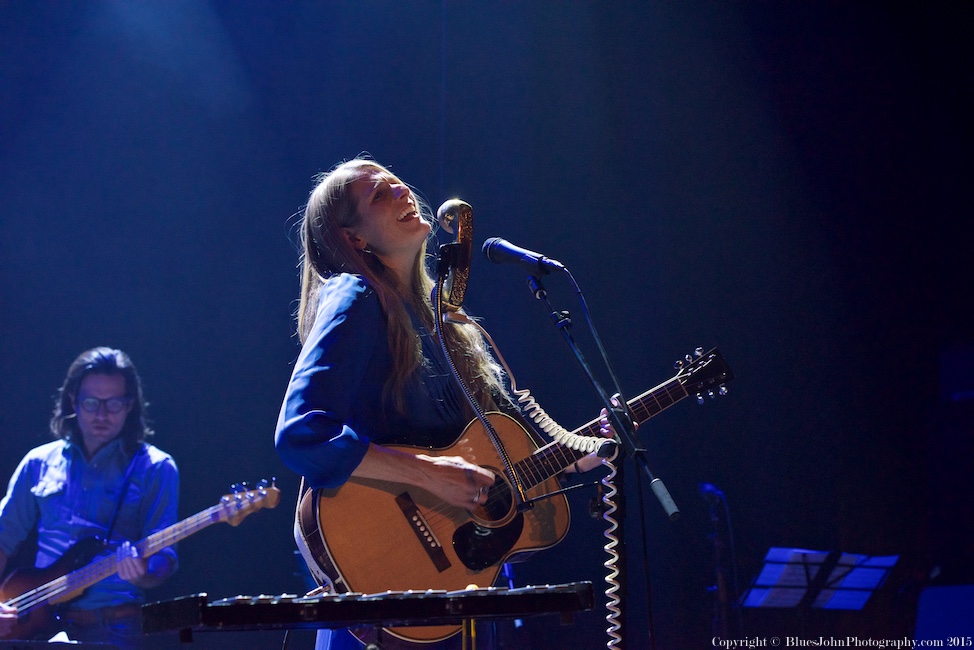 Shook Twins, Revolution Hall, photo by John Alcala