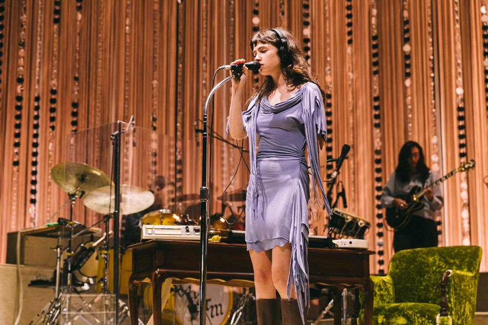 Clairo, Edgefield Amphitheater, photo by Blake Sourisseau