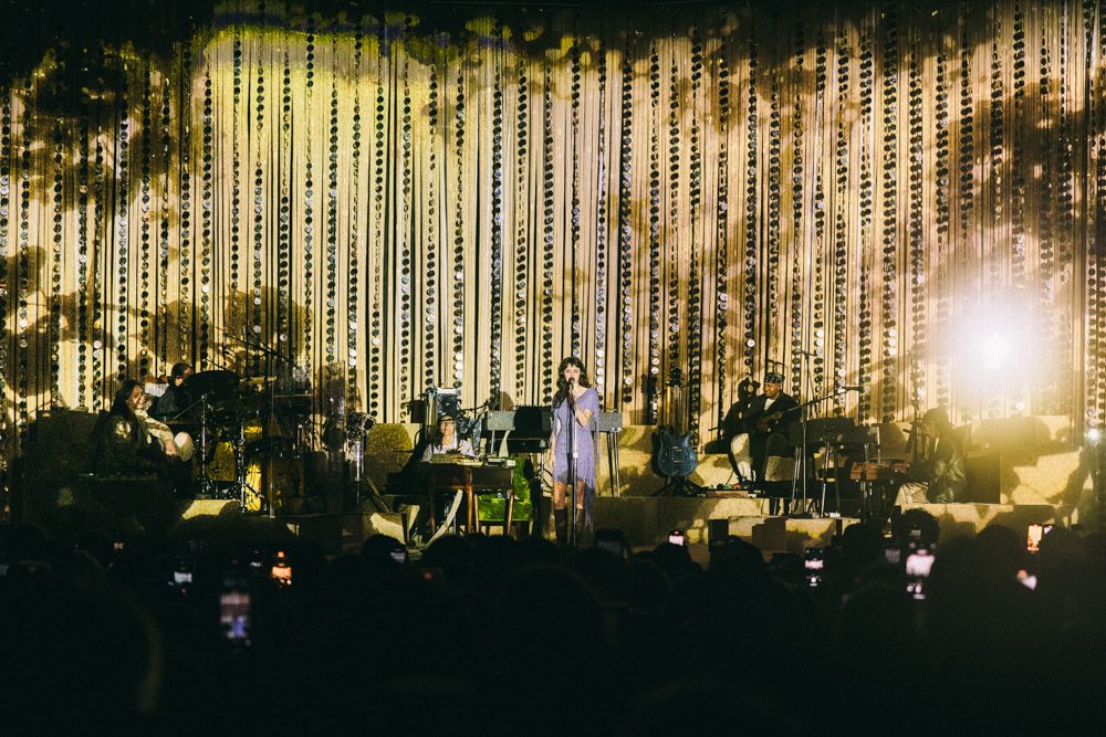 Clairo, Edgefield Amphitheater, photo by Blake Sourisseau
