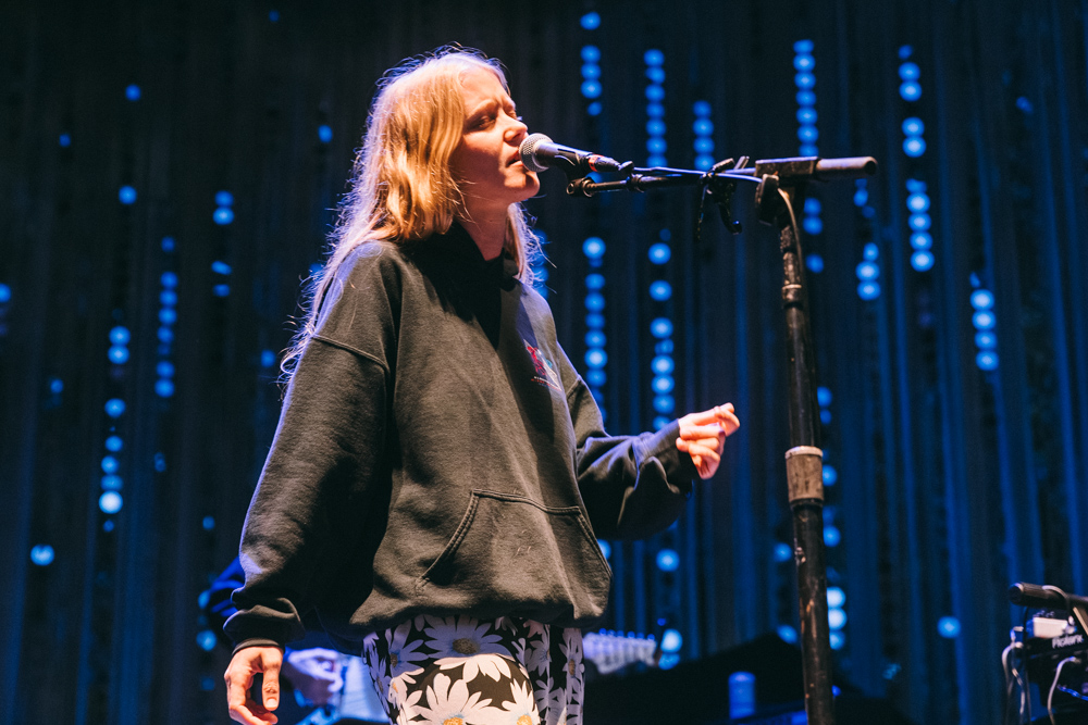 Alice Phoebe Lou, Edgefield Amphitheater, photo by Blake Sourisseau