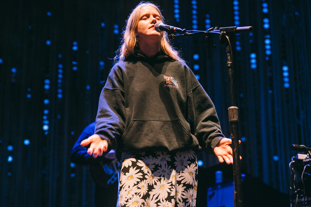Alice Phoebe Lou, Edgefield Amphitheater, photo by Blake Sourisseau