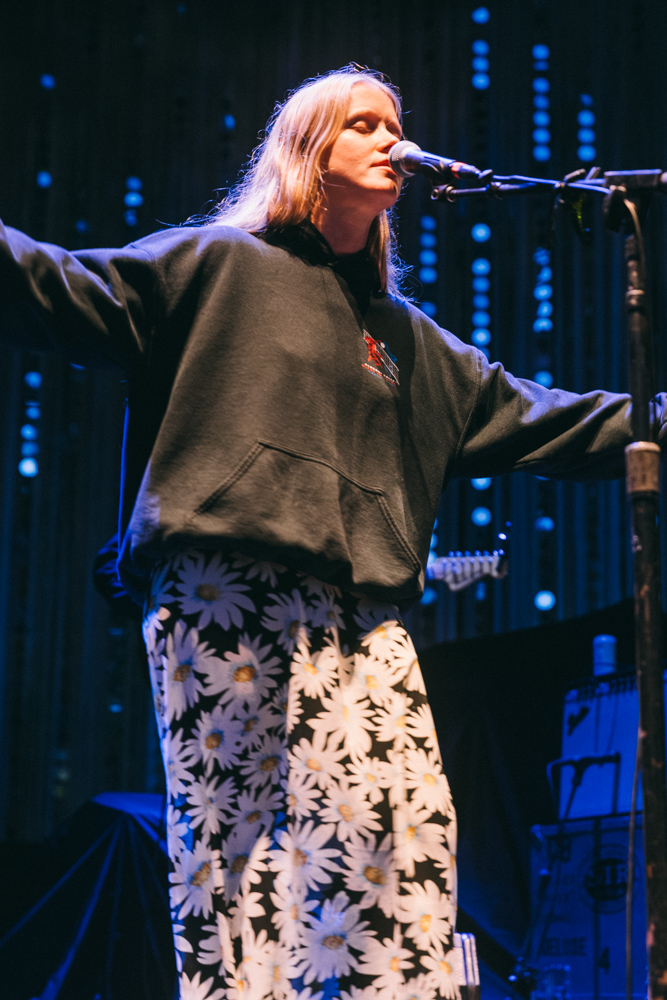Alice Phoebe Lou, Edgefield Amphitheater, photo by Blake Sourisseau