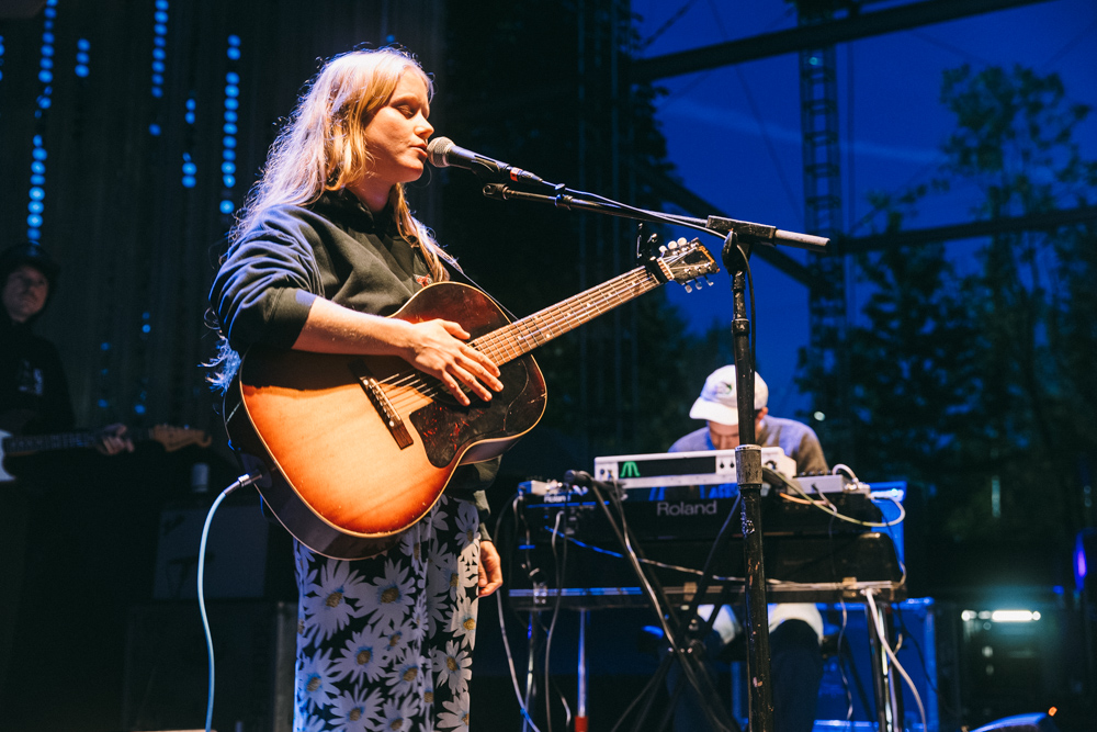 Alice Phoebe Lou, Edgefield Amphitheater, photo by Blake Sourisseau