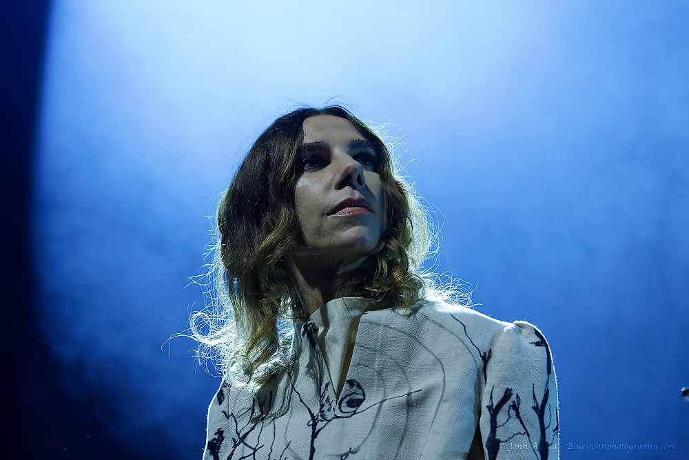 PJ Harvey, Moda Center, photo by John Alcala
