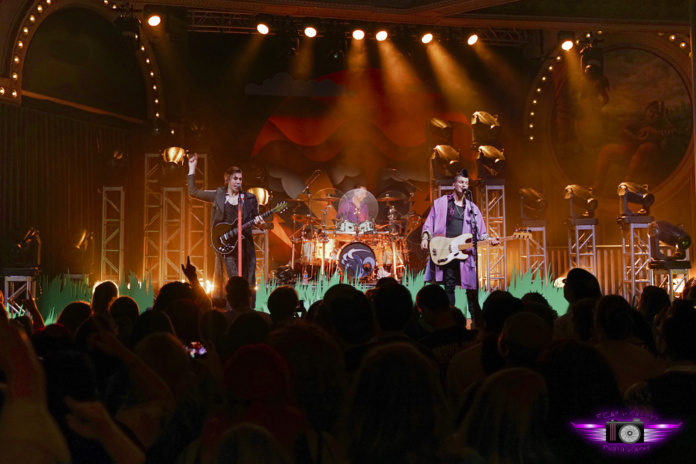 Marianas Trench, Crystal Ballroom, photo by Joshua Hathaway