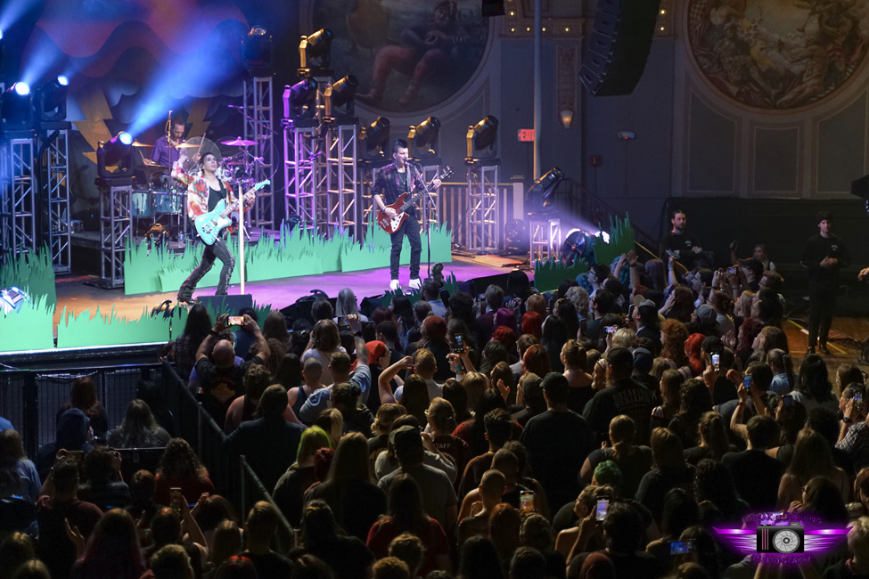 Marianas Trench, Crystal Ballroom, photo by Joshua Hathaway