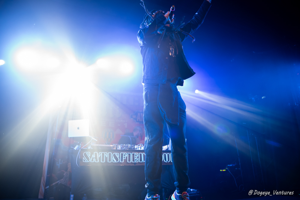 Dee-1, Roseland Theater, photo by Ashley Strom