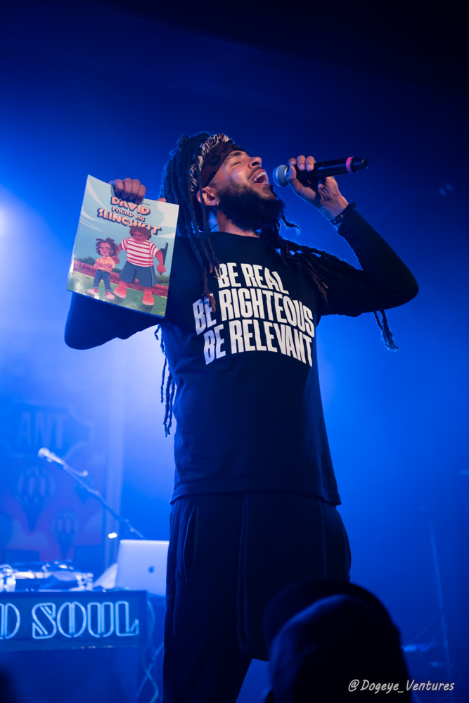 Dee-1, Roseland Theater, photo by Ashley Strom