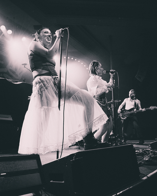 Daisy Grenade, Crystal Ballroom, photo by Henry Ward