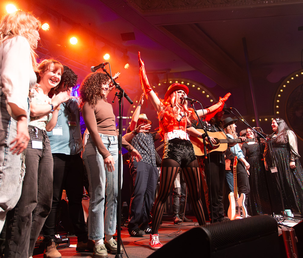 Fox and Bones, Crystal Ballroom, photo by Rebecca Terrill