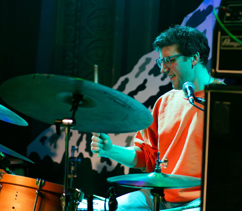 Isabeau Waia'u Walker, Crystal Ballroom, photo by Rebecca Terrill