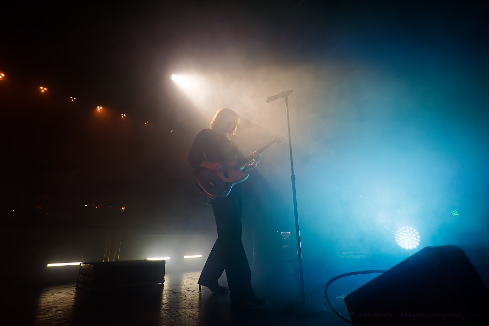 Phantogram, Roseland Theater, photo by John Alcala