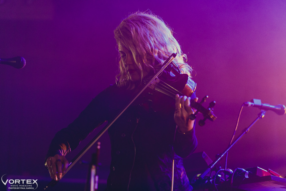 Modest Mouse, Crystal Ballroom, 94.7 FM, photo by Paul Garcia