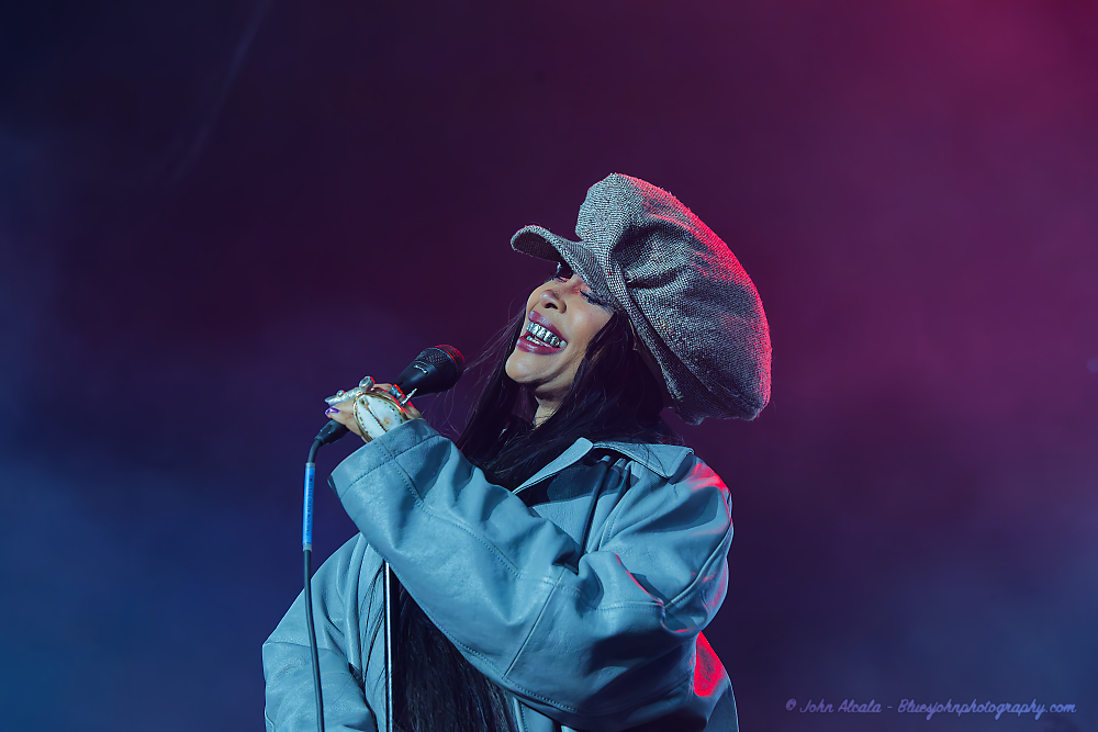 Erykah Badu, Moda Center, photo by John Alcala