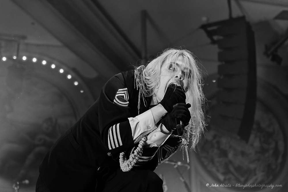 Kim Dracula, Crystal Ballroom, photo by John Alcala