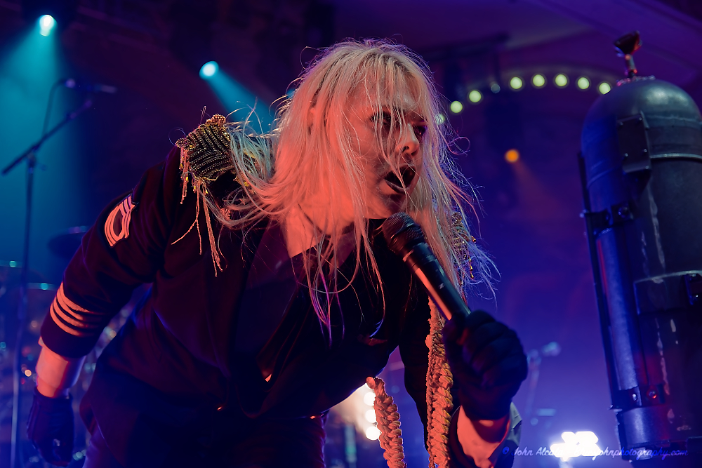 Kim Dracula, Crystal Ballroom, photo by John Alcala