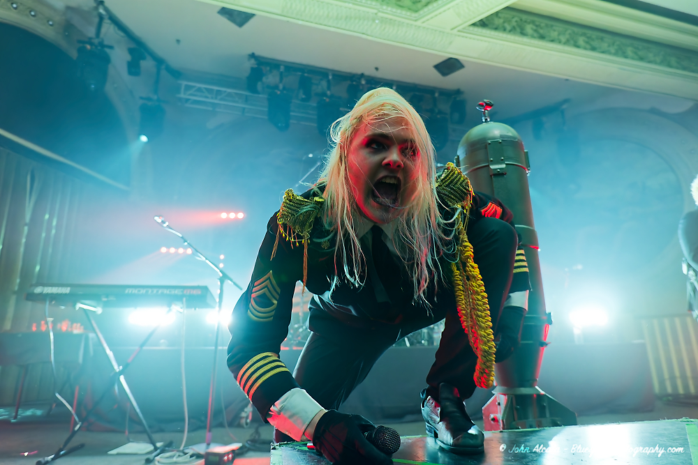 Kim Dracula, Crystal Ballroom, photo by John Alcala