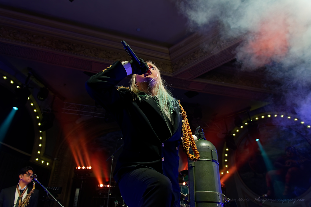 Kim Dracula, Crystal Ballroom, photo by John Alcala