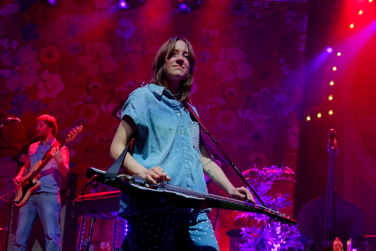 Larkin Poe, Crystal Ballroom, photo by John Alcala