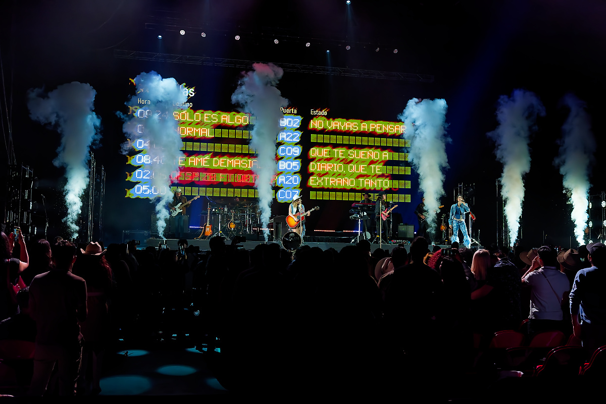 Theater of the Clouds, photo by John Alcala
