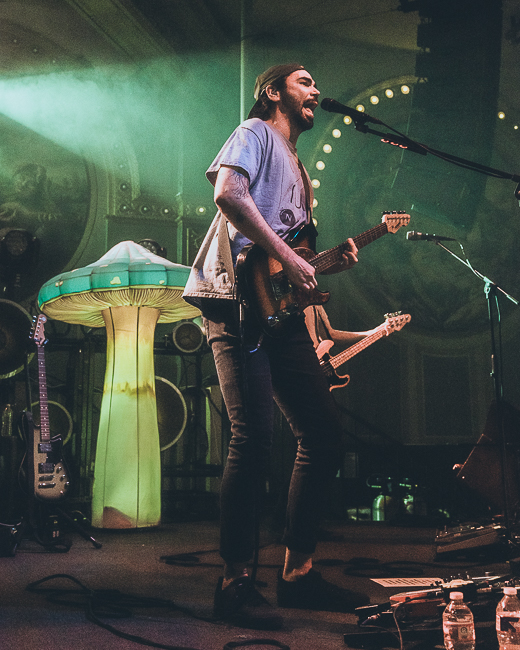 Microwave, Crystal Ballroom, photo by Henry Ward