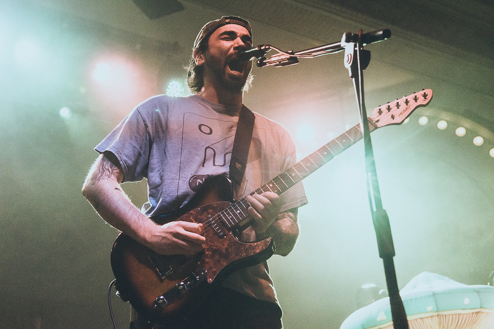 Microwave, Crystal Ballroom, photo by Henry Ward