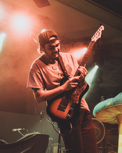 Microwave, Crystal Ballroom, photo by Henry Ward