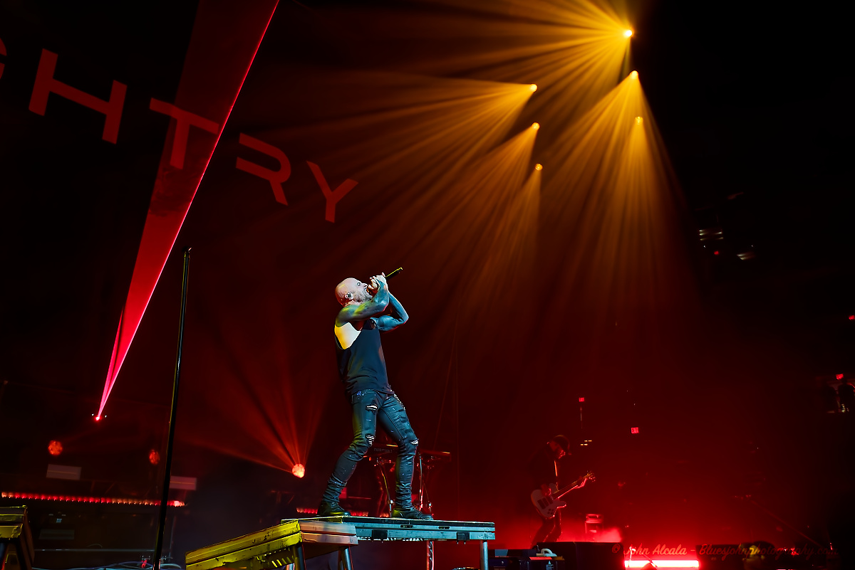 Daughtry, Moda Center, photo by John Alcala