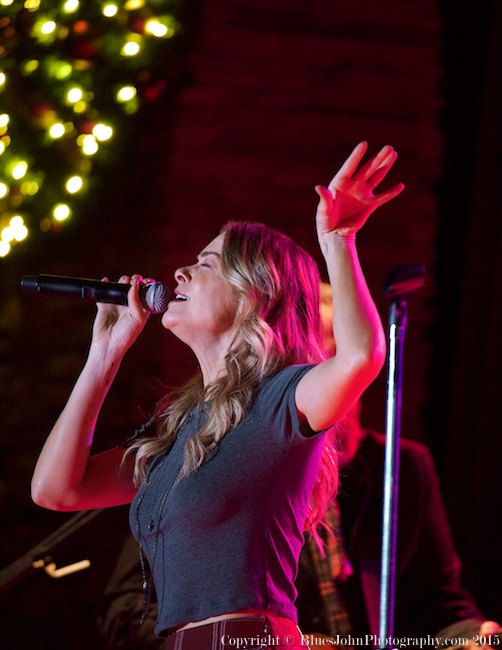 LeAnn Rimes, Spirit Mountain Casino, photo by John Alcala