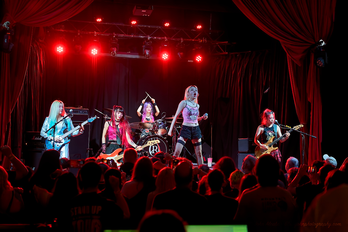Rolling Quartz, Star Theater, photo by John Alcala