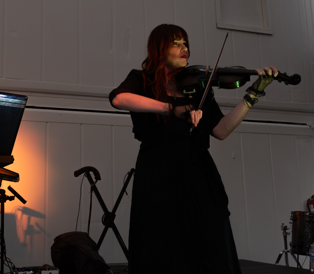 Häana, Green Anchors, photo by Rebecca Terrill