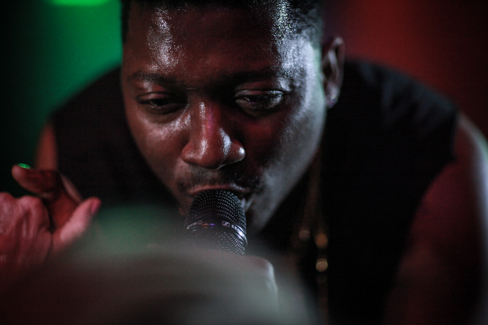 I$$A, Peter's Room, Roseland Theater, photo by Tojo Andrianarivo